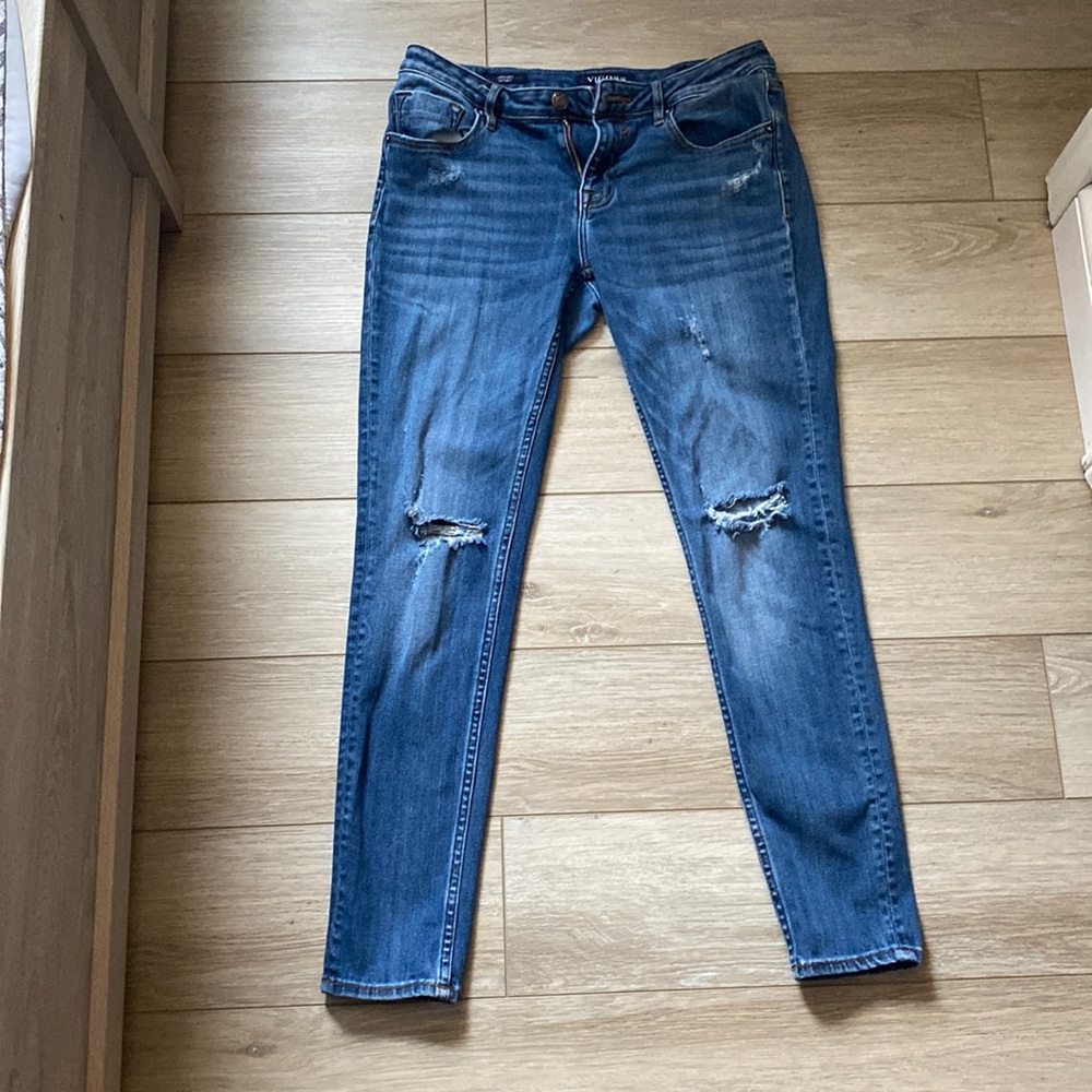 Vigoss Distressed Skinny Jeans